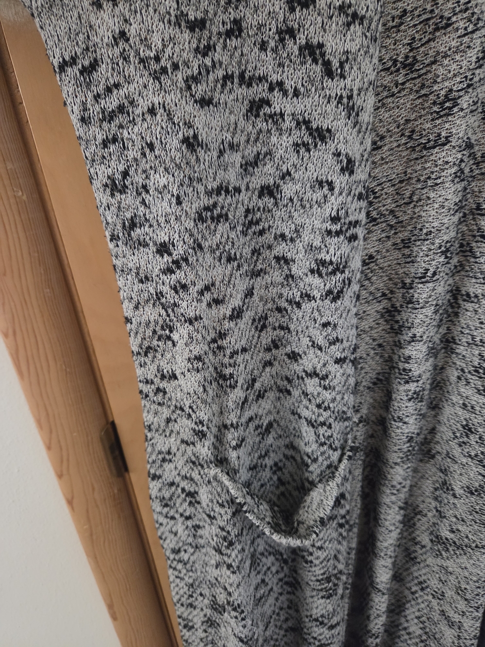 LuLaRoe Long Open Front Marled Black & White Cardigan - Picture 2 of 5